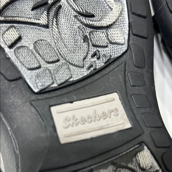 Skechers Women's Black Strappy Sandals - Picture 7 of 7